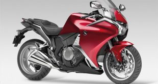 Honda-VFR-1200-F-yakıt-tüketimi-teknik-özellikler