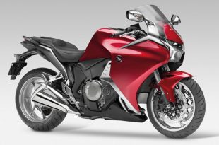 Honda-VFR-1200-F-yakıt-tüketimi-teknik-özellikler