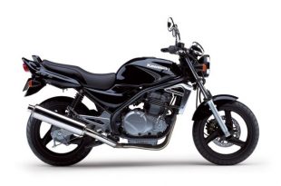 Kawasaki-ER-5-yakıt-tüketimi-teknik-özellikler