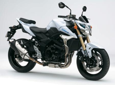SUZUKİ-GSR-750-Yakıt-Tüketimi-ve-Teknik-Özellikler