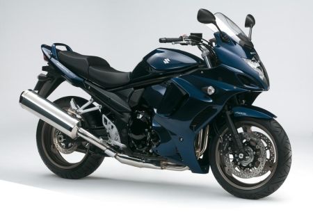 SUZUKİ-GSX-1250F-Yakıt-Tüketimi-ve-Teknik-Özellikler