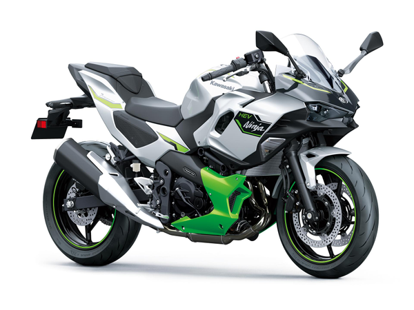 Kawasaki Ninja7 Hybrid Yakıt Tüketimi ve Teknik Özellikleri