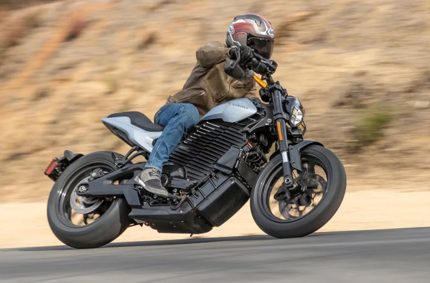 2025'in En İyi Elektrikli Motosikletleri: Menzil, Fiyat ve Yokuş Performansına Göre Tam Karşılaştırma Rehberi
